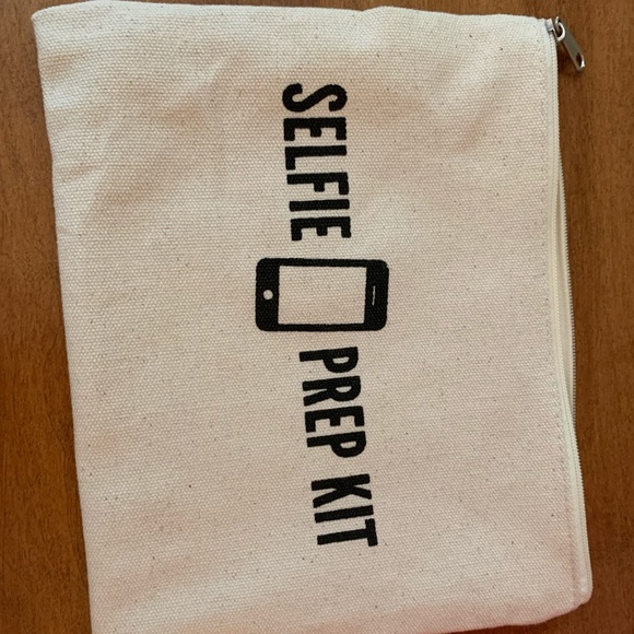 Photo Makeup Bundle 📸💋 - Picture 5 of 5